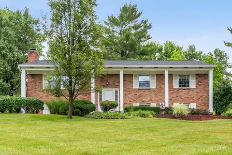 7854 Kimbee Dr, Cincinnati, OH 45244