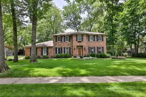 8755 Cove Dr, Deerfield Twp, OH 45039