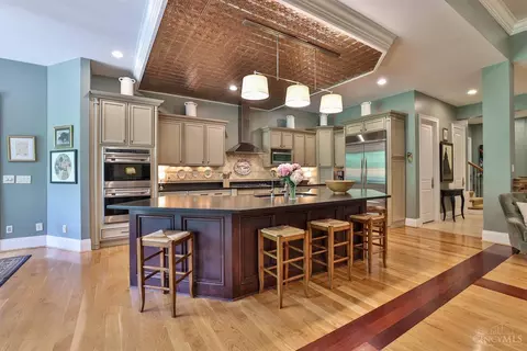 Kitchen - 7500 Algonquin Dr, Cincinnati, OH 45243 photo 1 of 3