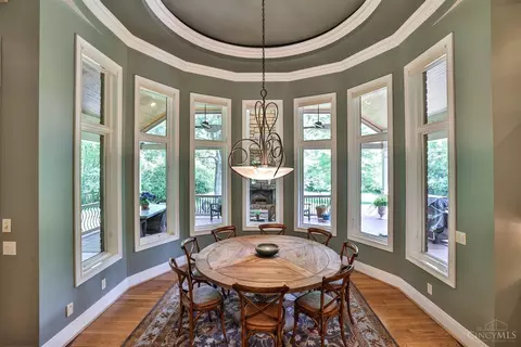 Dining - 7500 Algonquin Dr, Cincinnati, OH 45243 photo 1 of 3