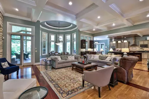 Living - 7500 Algonquin Dr, Cincinnati, OH 45243 photo 2 of 4