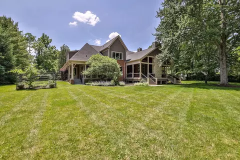 Exterior - 7500 Algonquin Dr, Cincinnati, OH 45243 photo 15 of 16