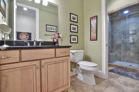 Bath - 7500 Algonquin Dr, Cincinnati, OH 45243 photo 7 of 7
