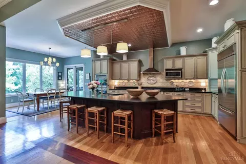 Kitchen - 7500 Algonquin Dr, Cincinnati, OH 45243 photo 3 of 3