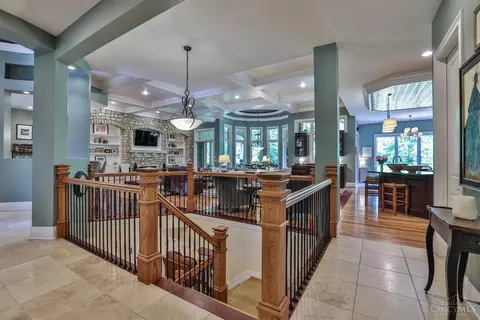 Entry Way - 7500 Algonquin Dr, Cincinnati, OH 45243 photo 6 of 6