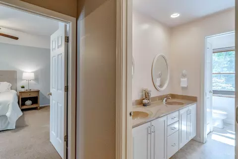 1623 Beechshire Dr, Cincinnati, OH 45255 photo 32