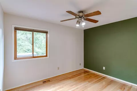 1623 Beechshire Dr, Cincinnati, OH 45255 photo 30