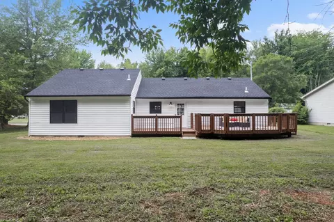 Exterior - 310 Spring Grove Dr, Georgetown, OH 45121 photo 4 of 8