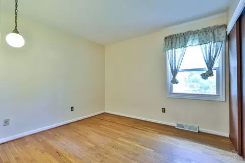 9711 Windcrest Dr, Cincinnati, OH 45231 photo 27