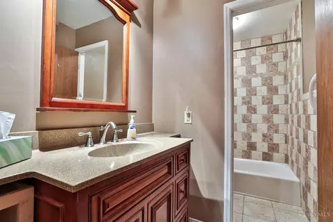 9711 Windcrest Dr, Cincinnati, OH 45231 photo 30