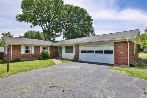 9711 Windcrest Dr, Cincinnati, OH 45231 photo 2