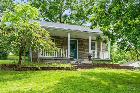6466 Taylor Rd, Cincinnati, OH 45248