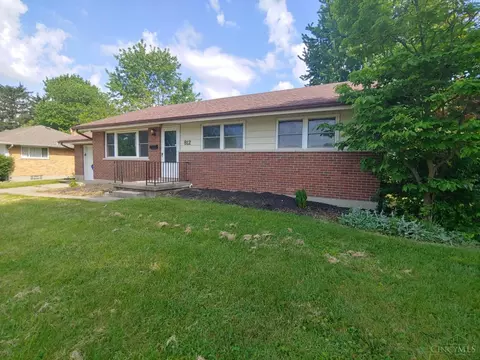 812 Sanders Dr, Hamilton, OH 45013