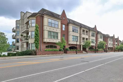 2235 Riverside Dr #305, Cincinnati, OH 45202