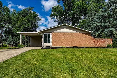 124 Pin Oak Dr, Oxford, OH 45056