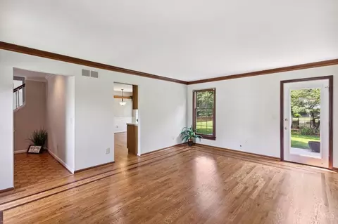 Living - 2191 Candlemaker Dr, Cincinnati, OH 45244 photo 2 of 3