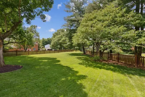 Exterior - 2191 Candlemaker Dr, Cincinnati, OH 45244 photo 5 of 9