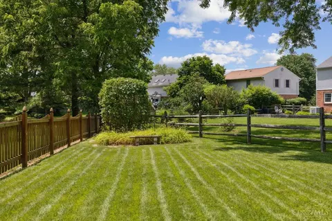 Exterior - 2191 Candlemaker Dr, Cincinnati, OH 45244 photo 7 of 9