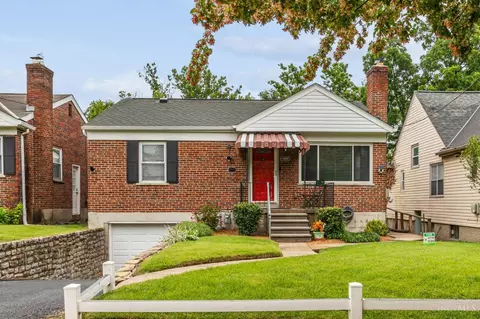 4890 Oaklawn Dr, Cincinnati, OH 45227