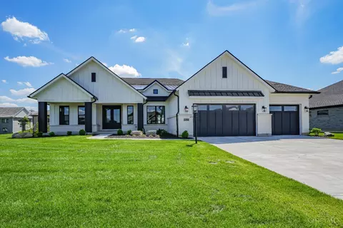 12904 Sprinters Xing, Washington Township, OH 45458
