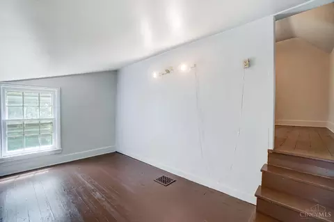 Bedroom - 8232 Monon Ave, Cincinnati, OH 45216 photo 5 of 12