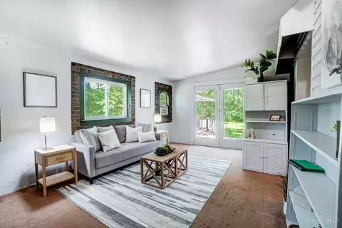 Living - 8232 Monon Ave, Cincinnati, OH 45216 photo 4 of 5