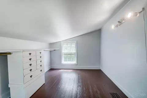 Bedroom - 8232 Monon Ave, Cincinnati, OH 45216 photo 6 of 12