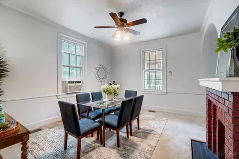 Dining - 8232 Monon Ave, Cincinnati, OH 45216 photo 2 of 3