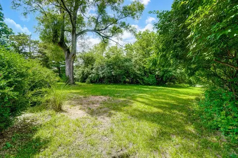 Exterior - 8232 Monon Ave, Cincinnati, OH 45216 photo 6 of 27