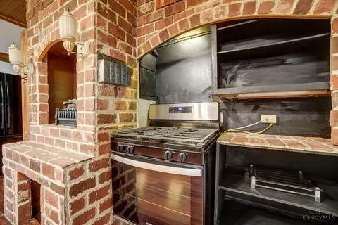 Kitchen - 8232 Monon Ave, Cincinnati, OH 45216 photo 6 of 6