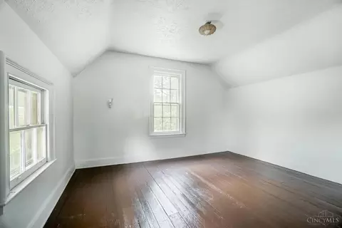 Bedroom - 8232 Monon Ave, Cincinnati, OH 45216 photo 10 of 12