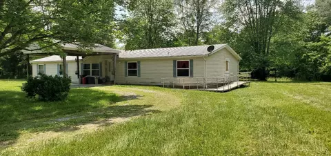 2869 Ireton Trees Rd, Bethel, OH 45106