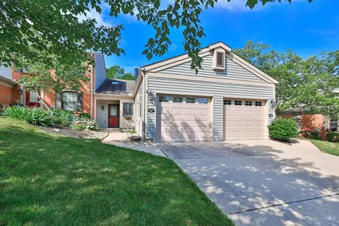 5437 Oliver Ct, Sharonville, OH 45241