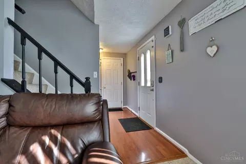 635 Ridgeview Dr, Harrison, OH 45030 photo 4