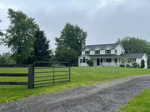 2750 Middleboro Rd, Morrow, OH 45152