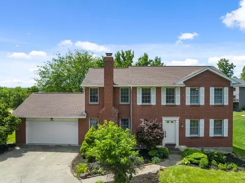 12100 Springdale Lake Dr, Springdale, OH 45246