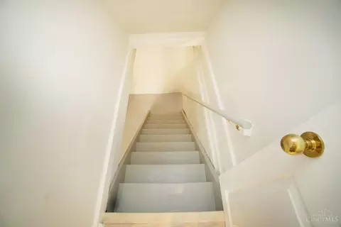 Entry Way - 4117 Maple Dr, Cincinnati, OH 45209 photo 8 of 8