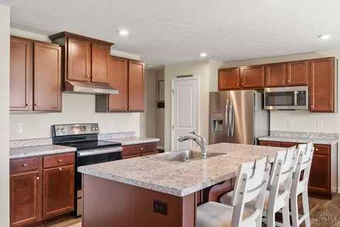 2210 Streamside Dr, Batavia, OH 45103 photo 11