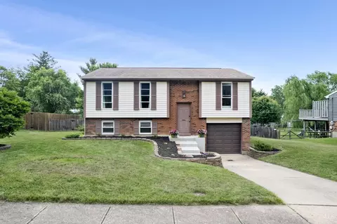 4180 Edinburgh Dr, Cincinnati, OH 45245 photo 2