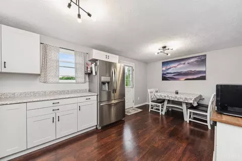 4180 Edinburgh Dr, Cincinnati, OH 45245 photo 10