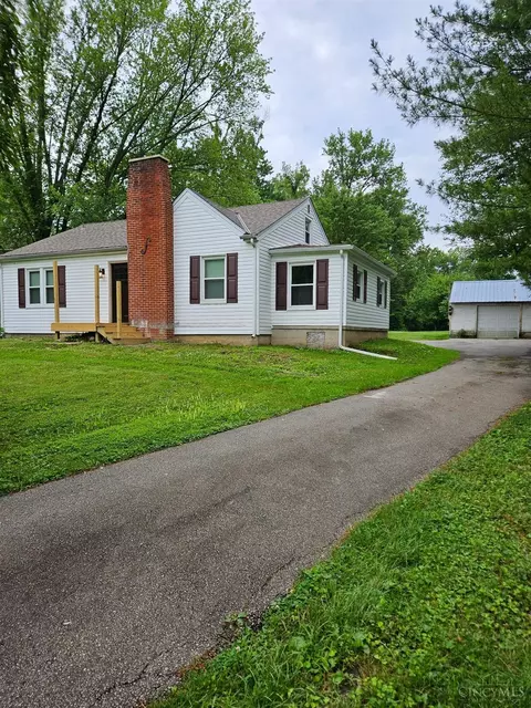 2571 Williamsburg Bantam Rd, Bethel, OH 45106