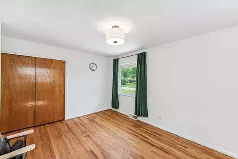 Bedroom - 1010 Timber Trl, Cincinnati, OH 45224 photo 5 of 5