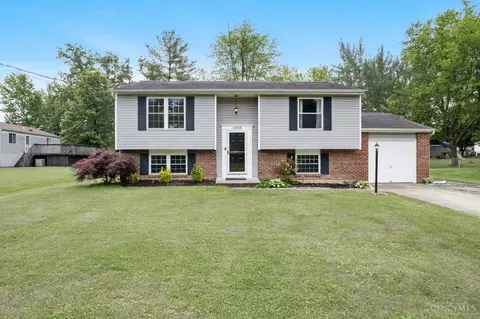 1555 Buckboard Ln, Loveland, OH 45140