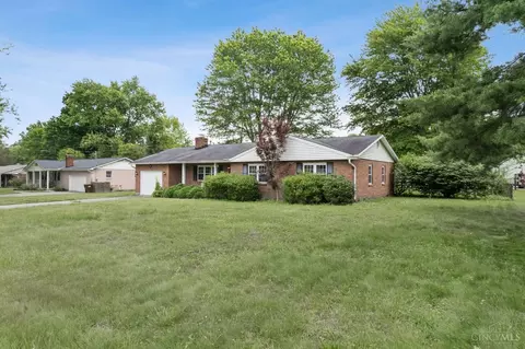 Exterior - 4846 Beechwood Rd, Cincinnati, OH 45244 photo 2 of 9