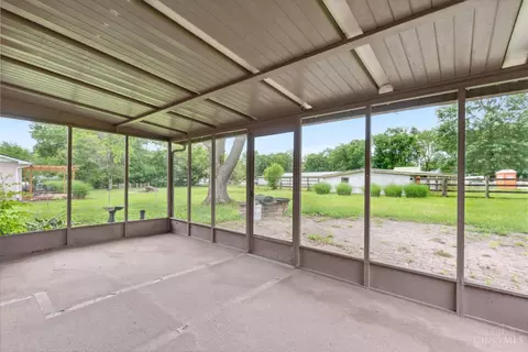 Exterior - 4846 Beechwood Rd, Cincinnati, OH 45244 photo 7 of 9