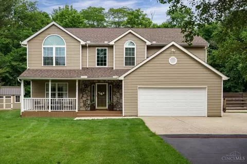 2721 Christopher Ln, Batavia, OH 45103