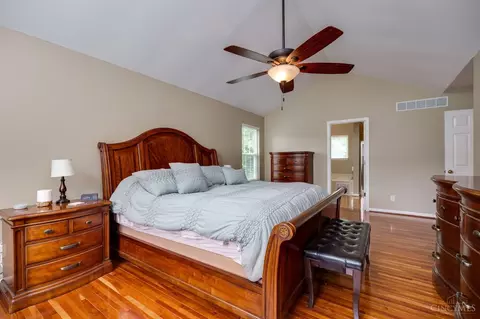Bedroom - 2721 Christopher Ln, Batavia, OH 45103 photo 3 of 9