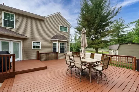 Exterior - 2721 Christopher Ln, Batavia, OH 45103 photo 9 of 18