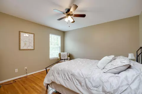 Bedroom - 2721 Christopher Ln, Batavia, OH 45103 photo 6 of 9