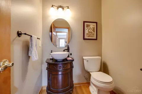 Bath - 2721 Christopher Ln, Batavia, OH 45103 photo 1 of 5
